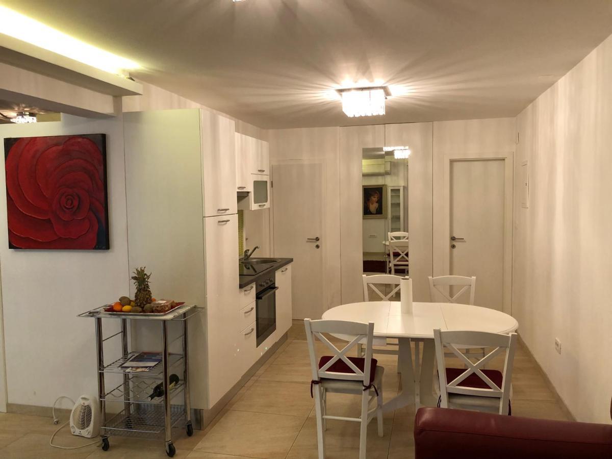 Guest House Valerija อิตชิชี ภายนอก รูปภาพ